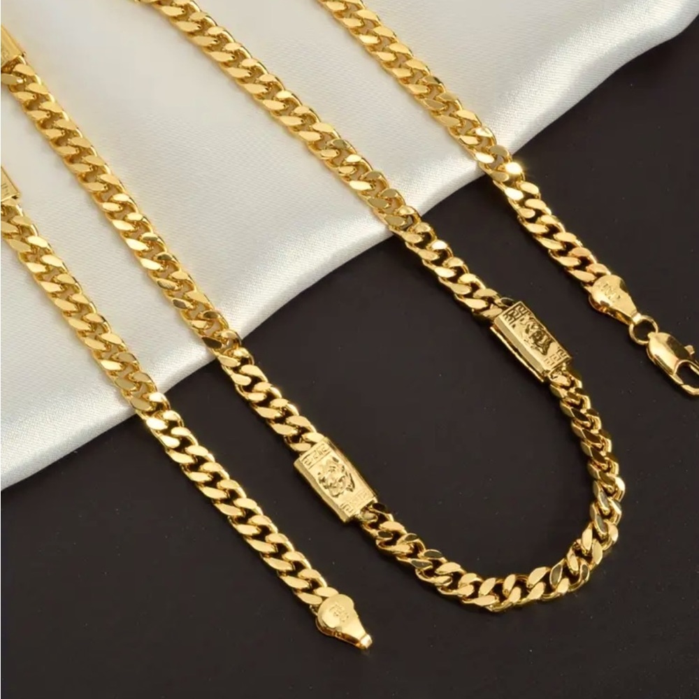 BRAND NEW 18K GOLD VERSACE CUBAN LINK CHAIN‼️